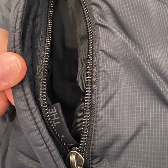 THE NORTHFACE jacket - Picture 3 of 4